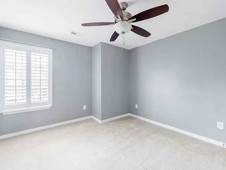 17604 Wynstone Park Ln — Photo 27