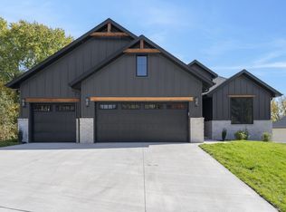 266 S Cherry Ct, Springfield, MO 65802