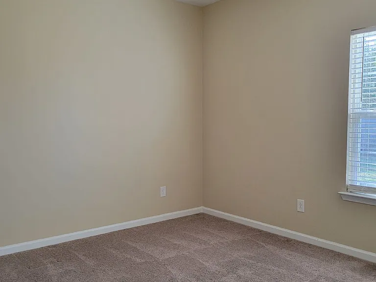 111 Calista Rd — Photo 12