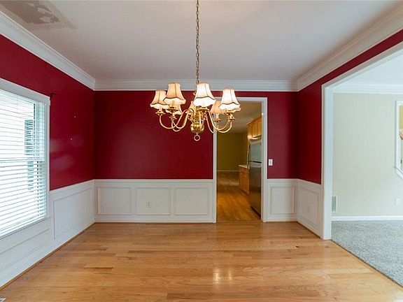 4th image of 665 Ambur Cove Way