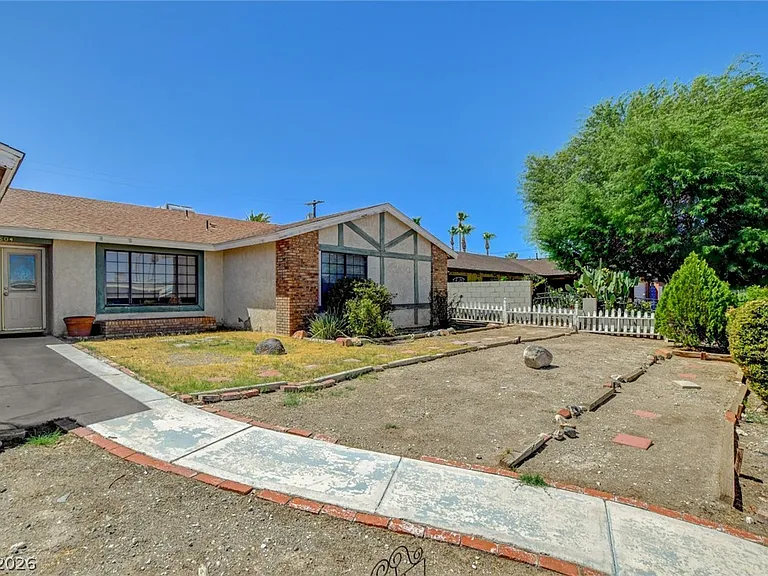 804 Glen Abbey Cir — Photo 4