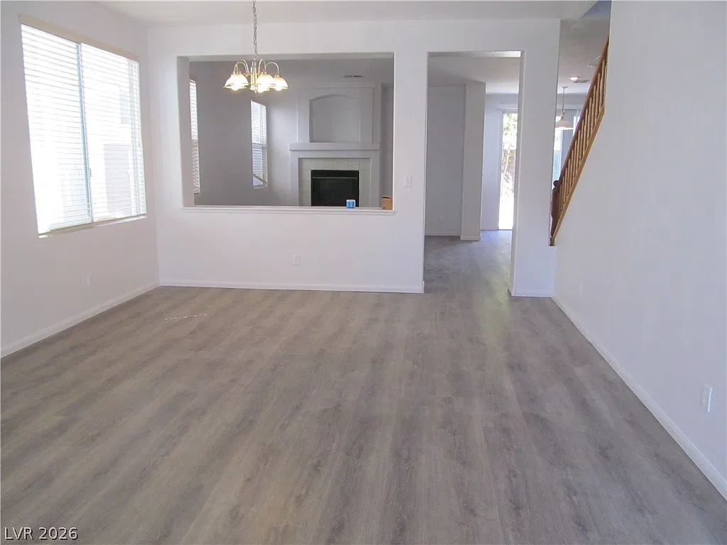 10046 Lemon Valley Ave — Photo 4