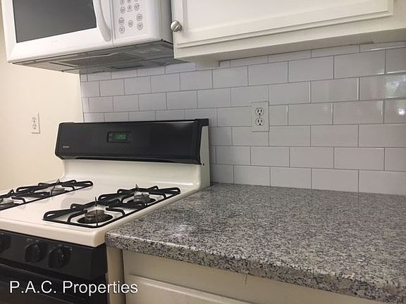 4th image of 849 N McCadden Pl APT 07