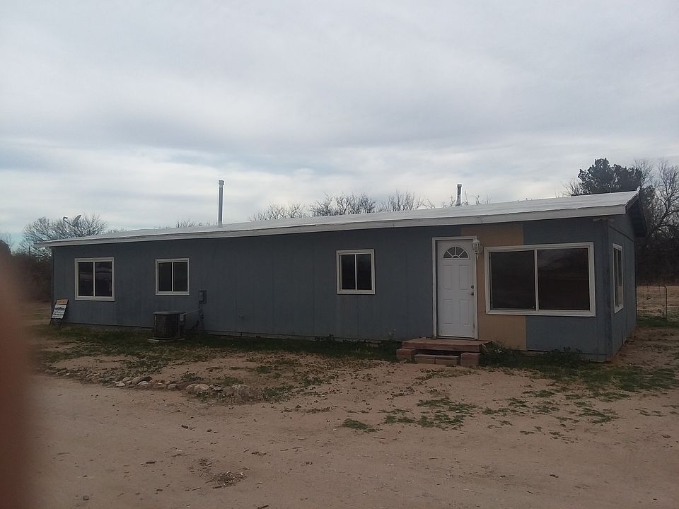 1st image of 100 E Honeywood Ln