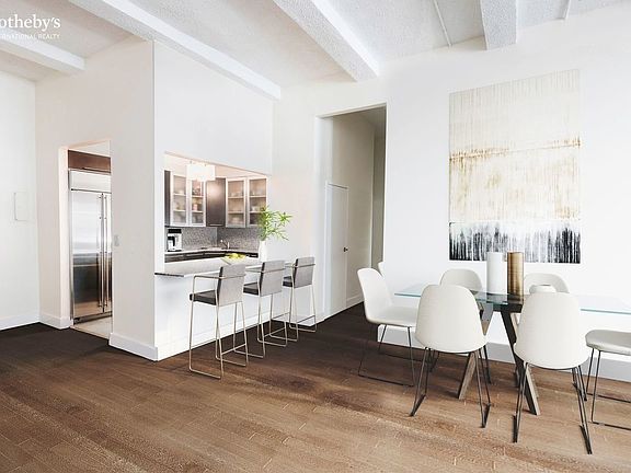 3rd image of 28 Old Fulton St APT 7C