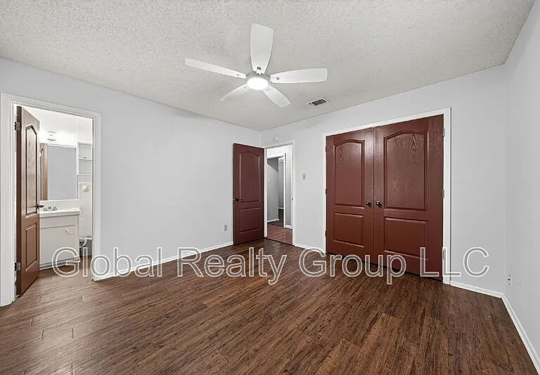 138 Bobolink Dr — Photo 15
