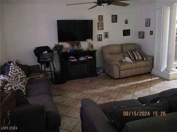 4th image of 844 Dawn Dr