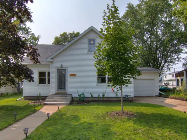 2846 6th St, Eau Claire, WI 54703