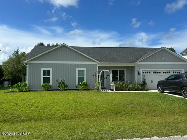 320 Holbrook Lane, Hubert, NC 28539