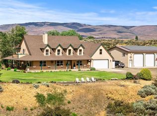 17201 Ahtanum Rd, Yakima, WA 98903