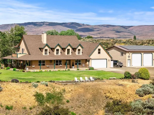 17201 Ahtanum Rd, Yakima, WA 98903