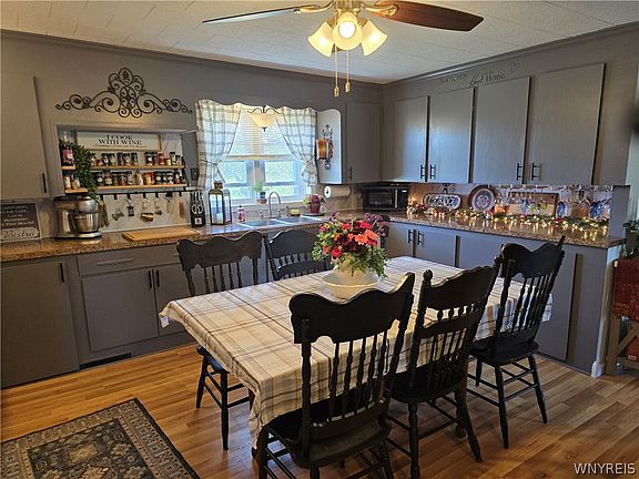4th image of 11476 Harrison Rd