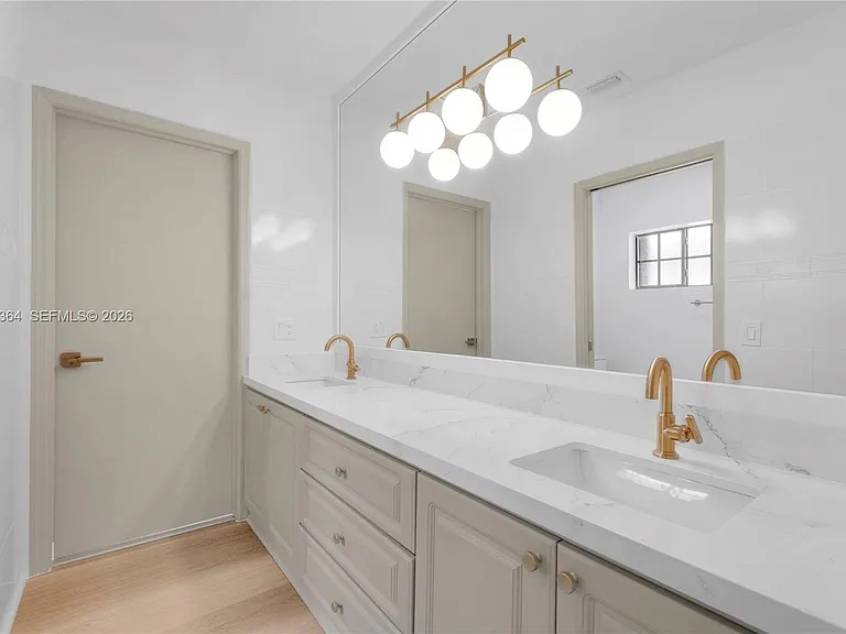 456 SW 20th Rd — Photo 28