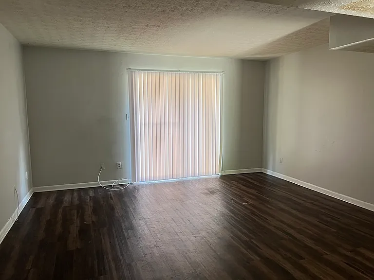 1748 Hartsfield Rd #D — Photo 5