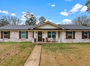 304 Englewood St, Longview, TX 75601