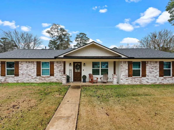 304 Englewood St, Longview, TX 75601