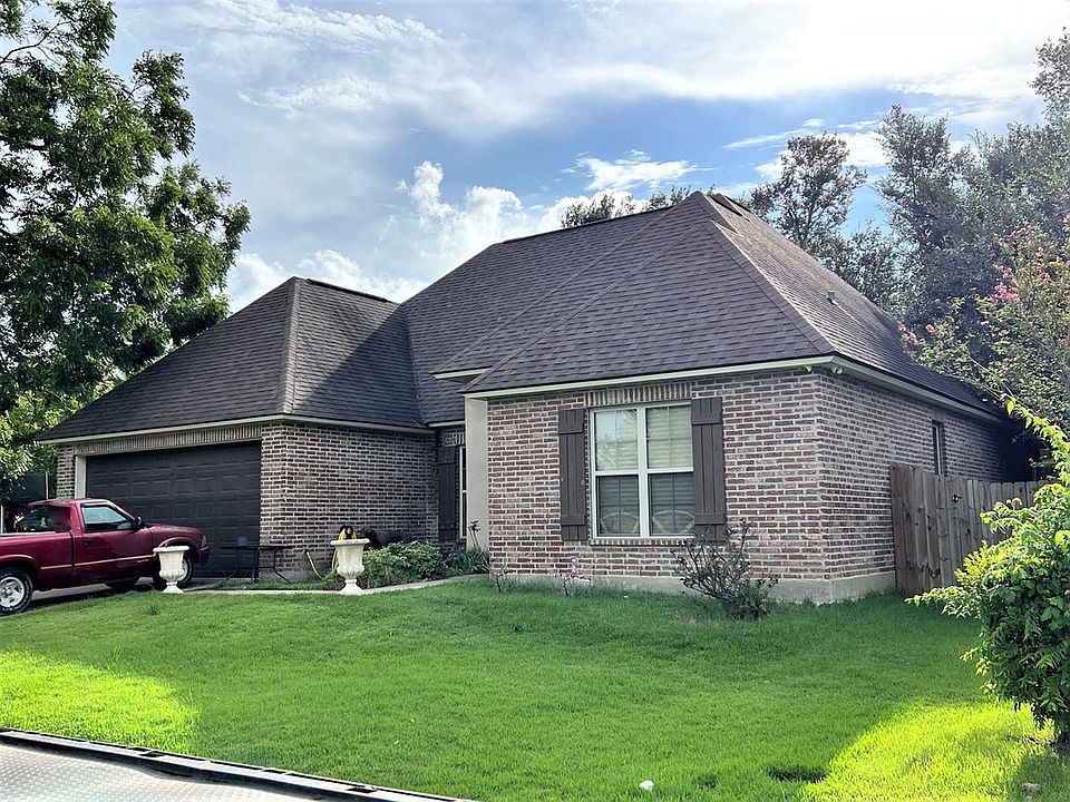 2nd image of 401 Monarch Dr