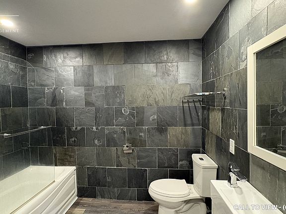 4th image of 646 Main St E #1