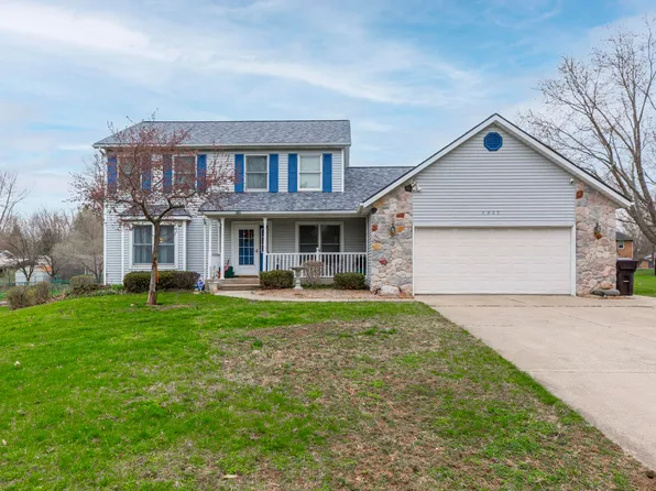4927 Claredon Pl, Berrien Springs, MI 49103