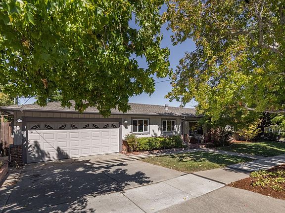 3rd image of 2800 Eaton Ave