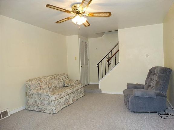 4th image of 69 Glenview Ave