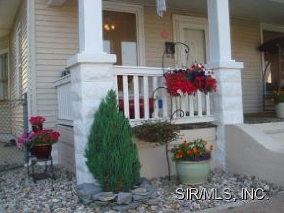 3rd image of 510 Whitelaw Ave