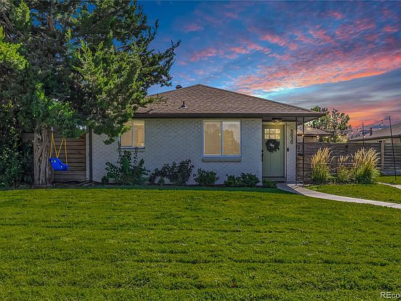 2nd image of 5030 E 33rd Avenue