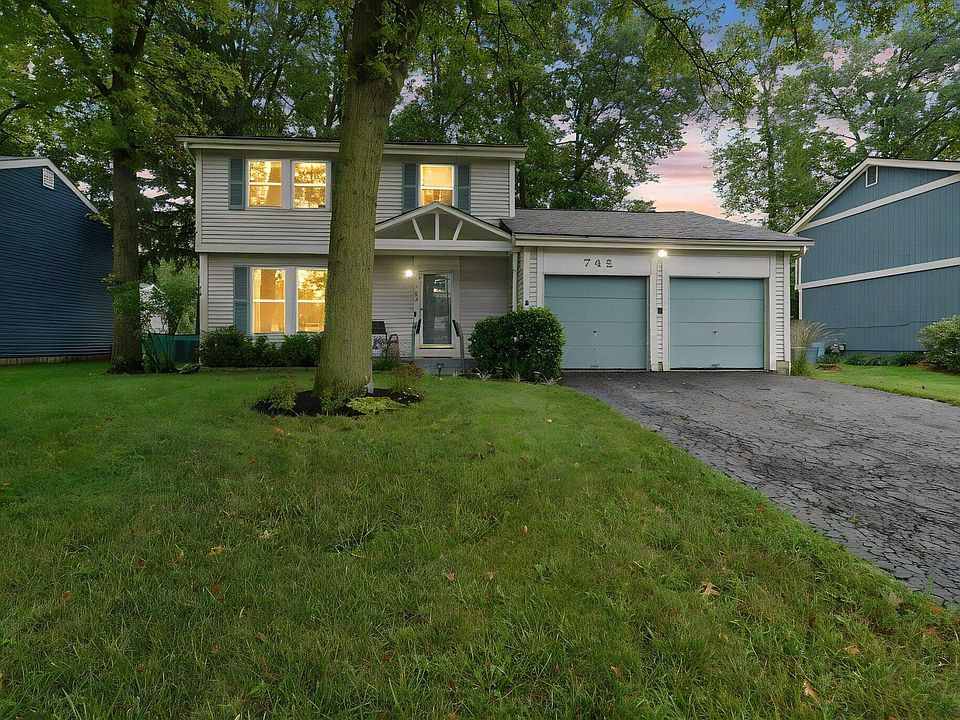 1st image of 742 Stygler Rd N