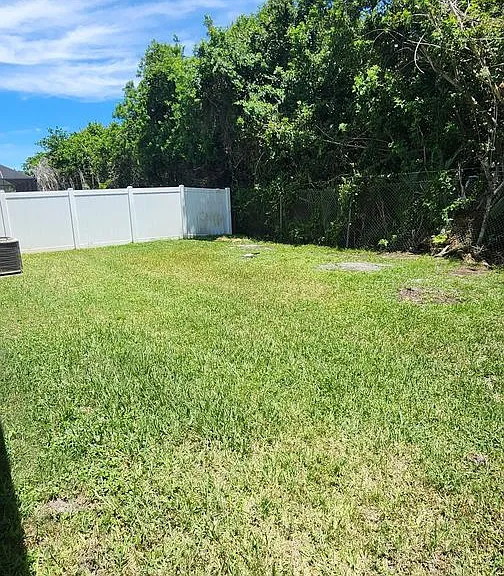1247 Donegal Dr — Photo 26
