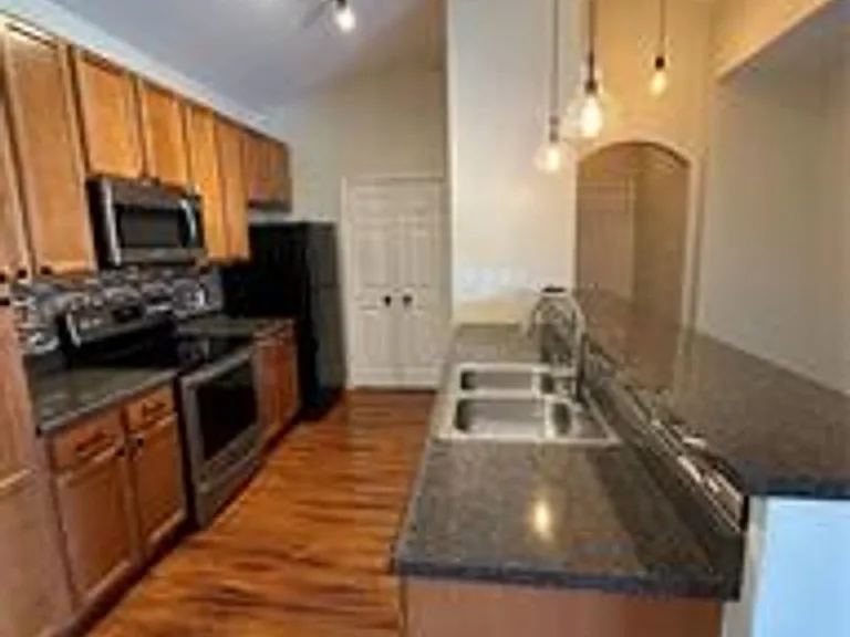 33 Kassebaum Ln #303 — Photo 10