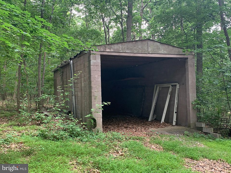 2nd image of Remainder Pinch Valley Rd