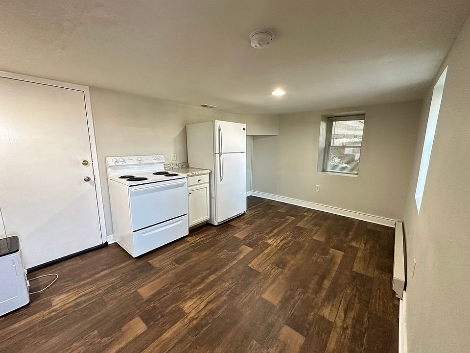 1st image of 610 E Main St #11431590