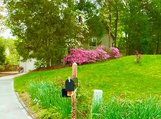 872 Old Bell Rd, Charlotte, NC 28270