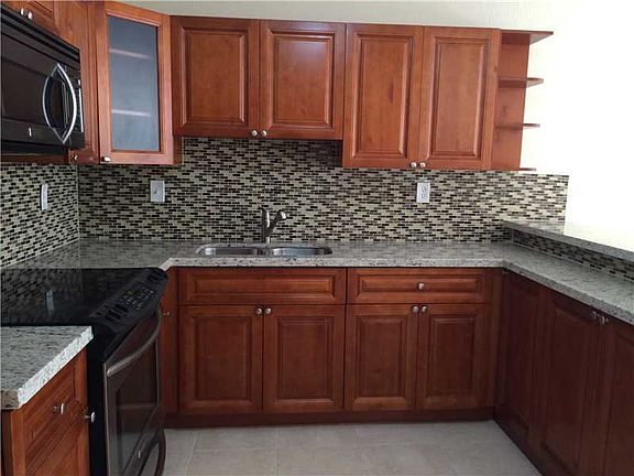 4th image of 8810 SW 132nd Pl APT 104