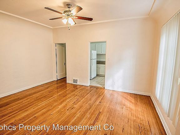5th image of 330 1/2 N Genesee Ave