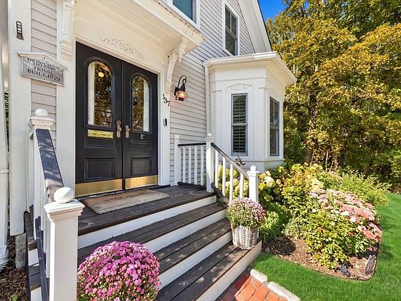 2nd image of 137 Fort Hill St