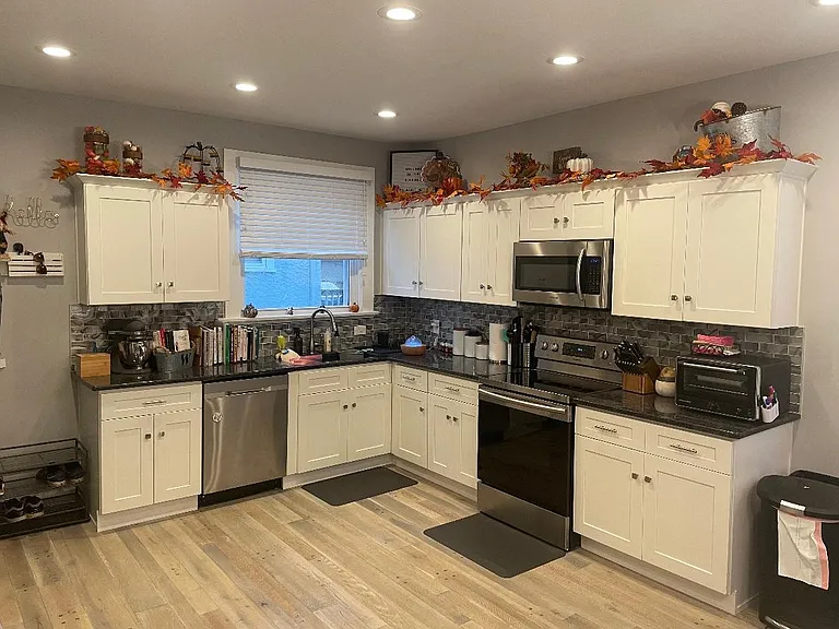 3627 Tamarack Ave — Photo 7