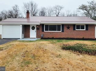 11525 Englewood Rd, Hagerstown, MD 21740