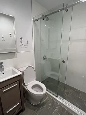 Rented by OGI Management | media 26