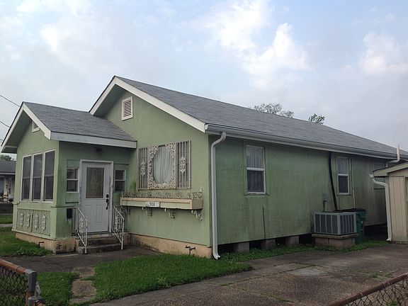 3rd image of 908 Pailet Ave