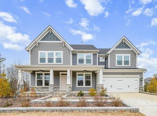 800 Landau Rd, Waxhaw, NC 28173