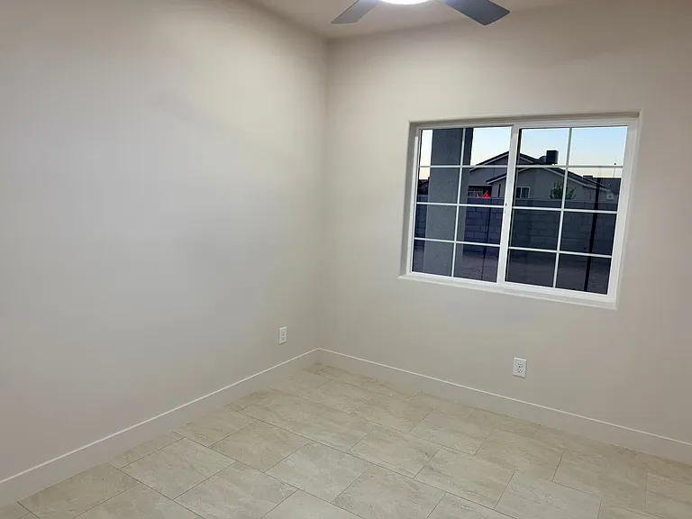 4022 E Eric Salazar Pl — Photo 16