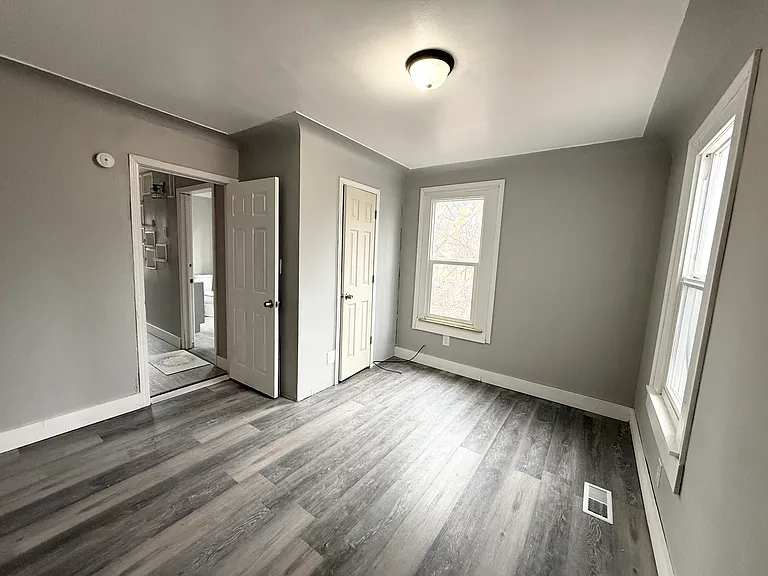 20500 McKishnie St — Photo 12