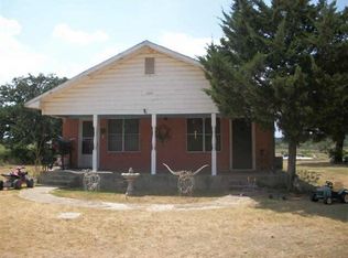 3374 Turkey Creek Rd, Sunset, TX 76270