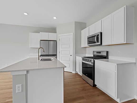 7th image of this home