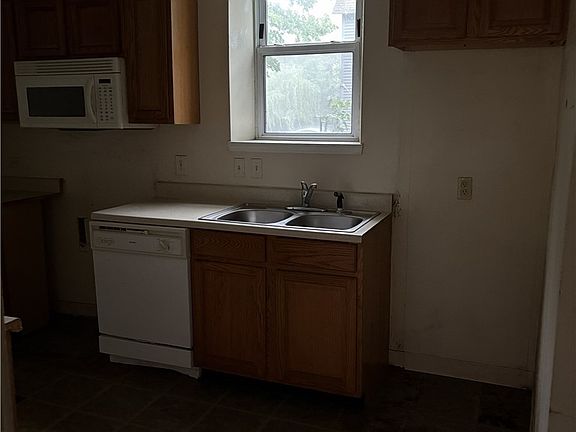 5th image of 6241 W River Rd S