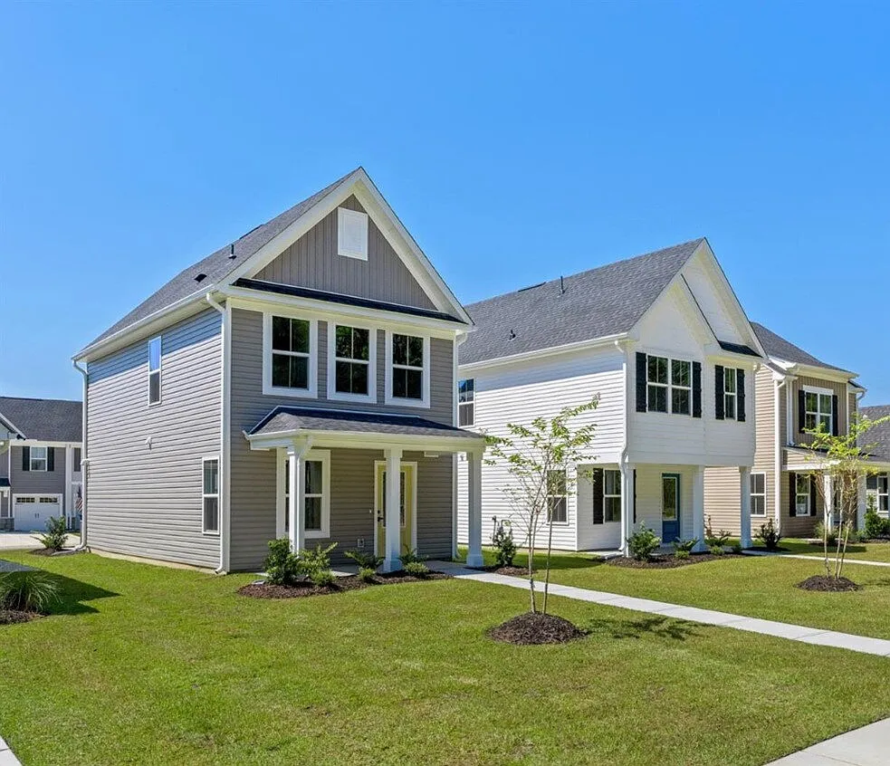 3 bed, 2.5 bath, 1326 sqft, $1,675 — Photo 2