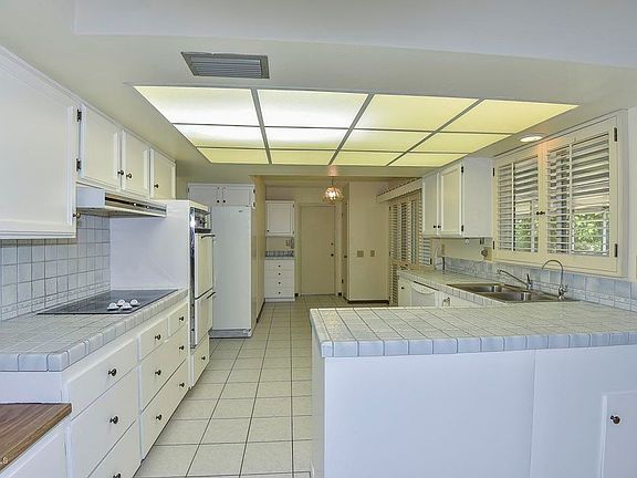 5th image of 18403 N 96th Dr
