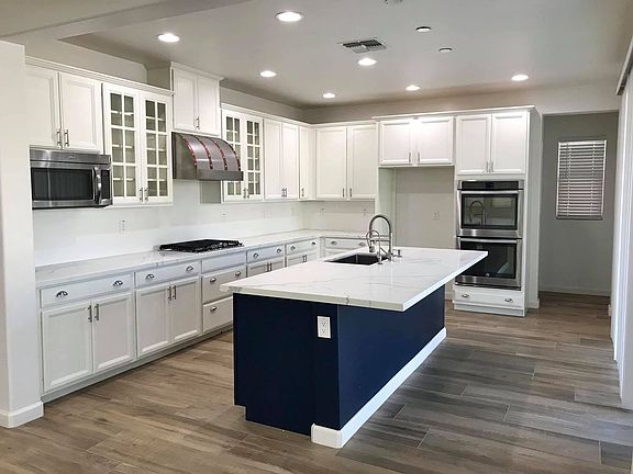 5th image of 938 W Zion Way