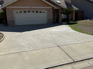 2511 E Vine Ct, Visalia, CA 93292